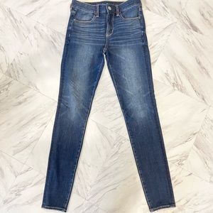 American Eagle High Rise Dream Jean Size 2